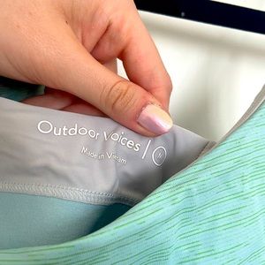 Outdoor voiced workout tank in green size medium